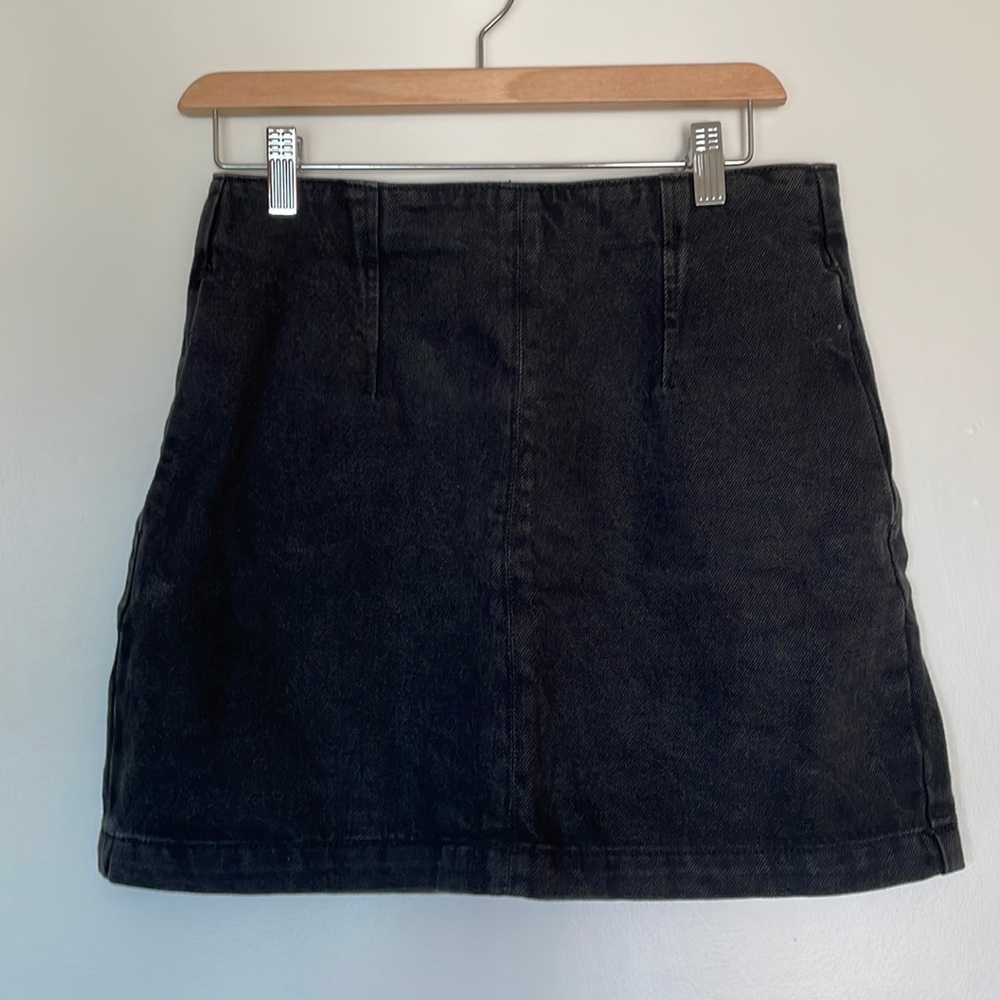 Topshop Moto black denim straight mini skirt size 6